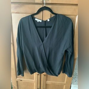 NWOT Vince black surplice top sz XS